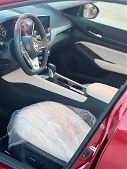 نيسان ألتيما